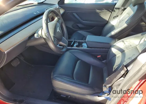 2020 Tesla Model 3 z USA, uszkodzony, nr VIN 5YJ3E1EB8LF628313